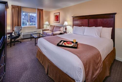 Executive King Room,1552948978:JPEG